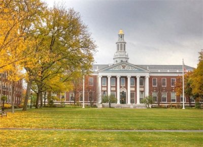 哈佛大学在哪里?
