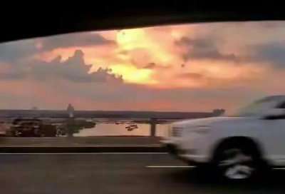 一百万个可能mv是什么电影(一百万个可能mv短片是什么电影)