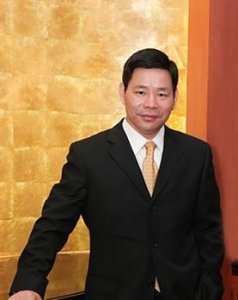 ​雨润旧貌换新颜，江苏前首富祝义财女儿、儿子双双携手走向了前台