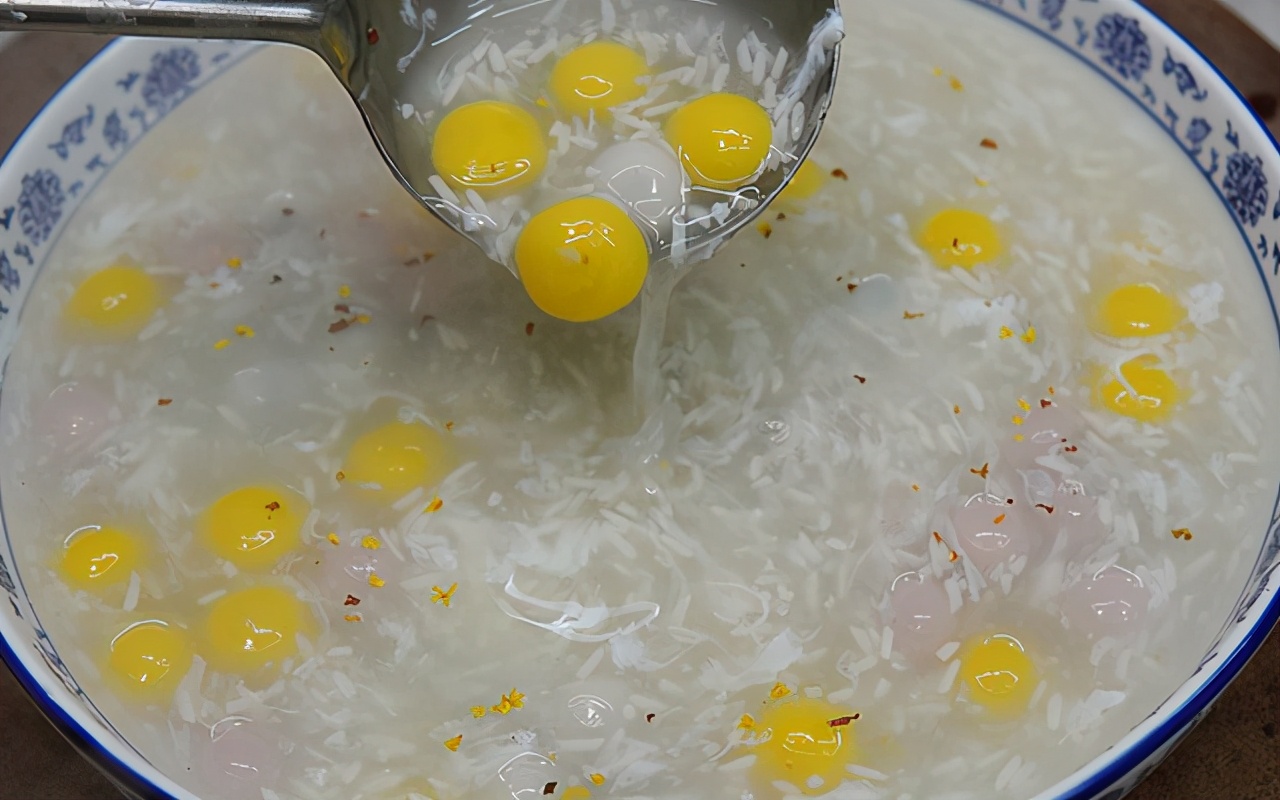 小汤圆甜汤的做法大全（甜而不腻的汤圆做法）
