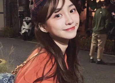 ​实体店买银戒指贵吗