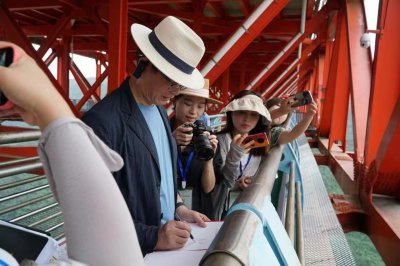 ​麦家：“湘西出文人，湘西要有文化自信！”