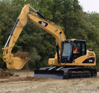 ​气门室盖漏油有什么影响？气门室盖垫是什么