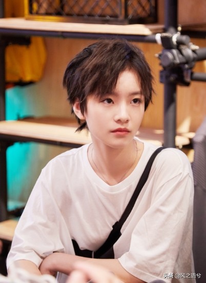 李庚希生活照，“我还是从前那个少年”