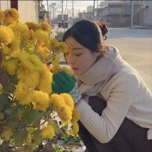 ​“卖菜西施”李福贵火了！涨粉600万，嫌弃她的前婆婆肠都悔青了