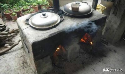 ​很多农村禁止烧煤烧柴，农民冬天如何取暖？混得差点还不如农村人