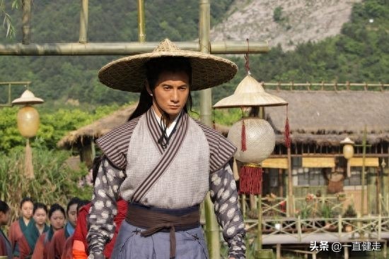 梁羽生武侠小说之二——《白发魔女传》