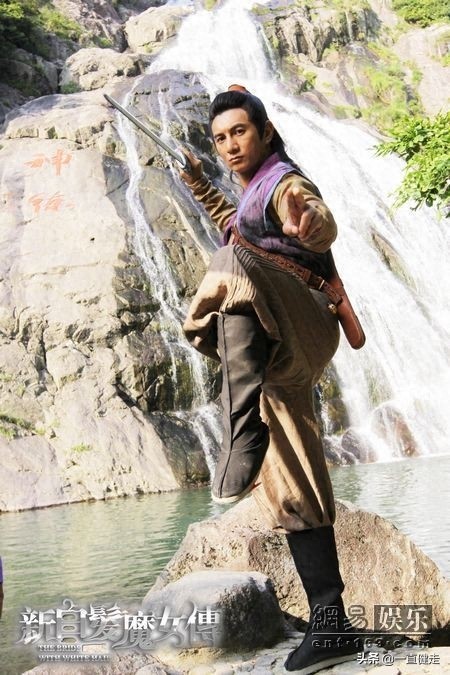 梁羽生武侠小说之二——《白发魔女传》