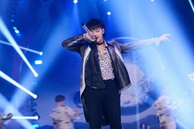 ​《青春芒果夜》落幕 蔡徐坤秀新歌回应外界质疑