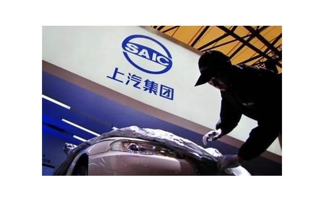  我没控制住自己，出轨了我的男领导