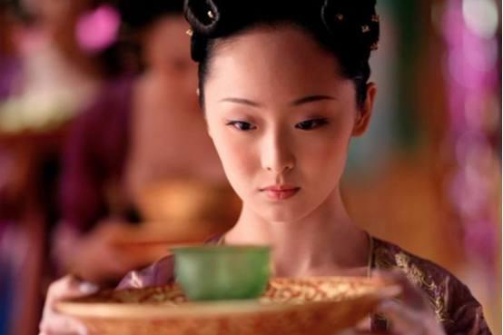 李曼最近电视剧（谋女郎李曼出道即是巅峰）(4)