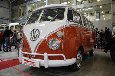 ​又萌又酷的经典老车-大众T1