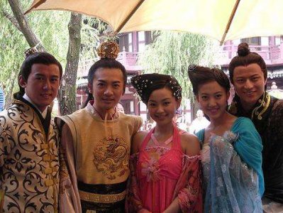 《刁蛮公主》主演近况怎么样(有人高露翻红，有人却发福认不出)