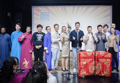 《流浪地球》主演Mike隋发文,点赞何沄伟徒弟,称其是好哥们儿