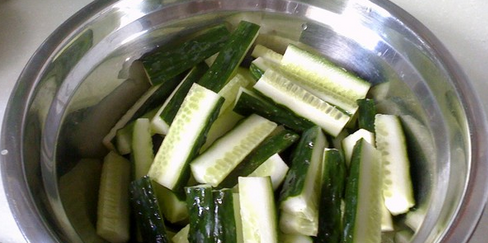 怎么腌黄瓜又脆又绿又不坏,黄瓜怎么腌制又脆又绿又好吃图4