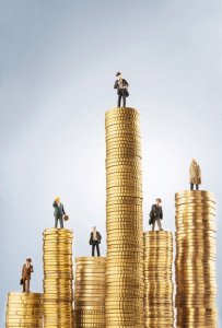 民生证券爆雷!30万投资者深夜无眠,理财血汗钱如何安全着陆?