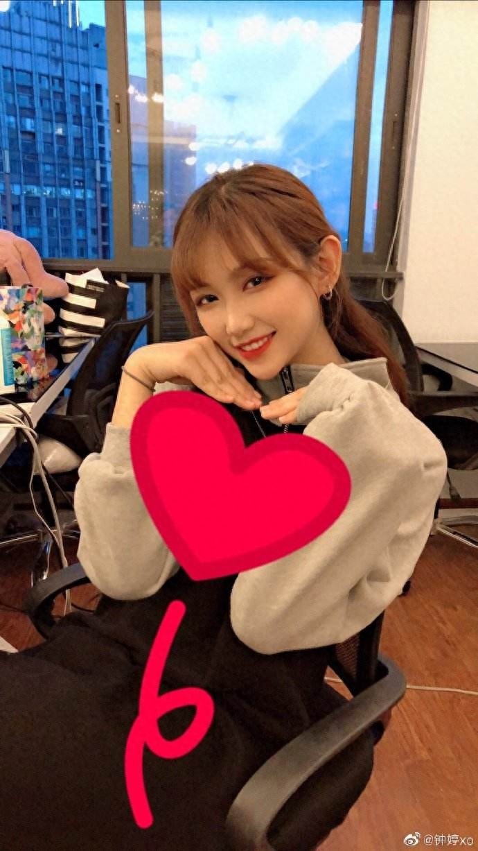 网红钟婷:抖音公认女神,走红并非偶然,好剧本高演技是关键