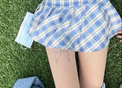 ​少妇出轨邻居被丈夫捉奸在床，两人赤身裸体，画面不堪入目
