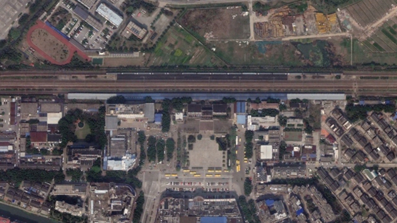 航拍动车D718次（杭州-北京）各车站，途经南京、天津