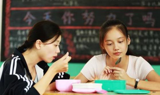 《我心雀跃》不一样的国产青春片